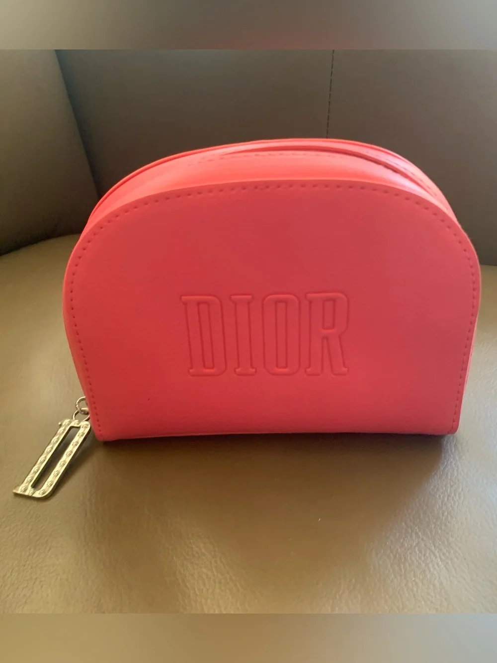 *DIOR BEAUTY EXCLUSIVE * Pink Embossed  Cosmetic Pouch